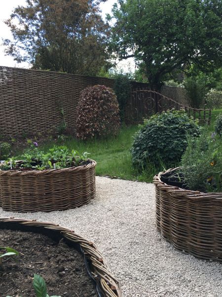 112 bespoke plant surrounds and wreathed fencing beckenham 112 bespoke plant surrounds and wreathed fencing beckenham