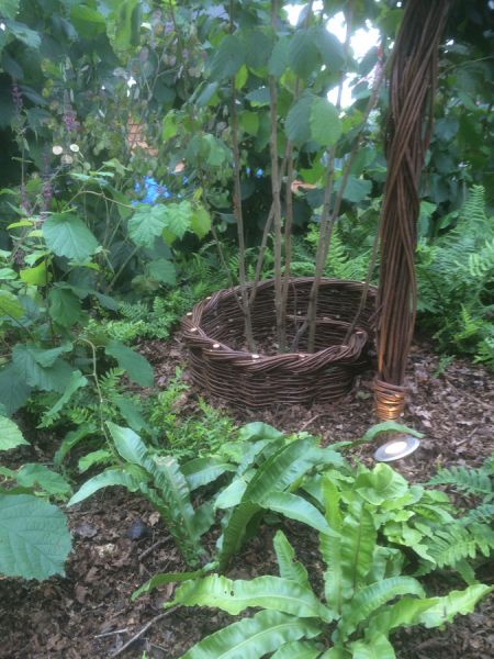 139 bespoke curved detail hampton court  139 bespoke curved detail hampton court