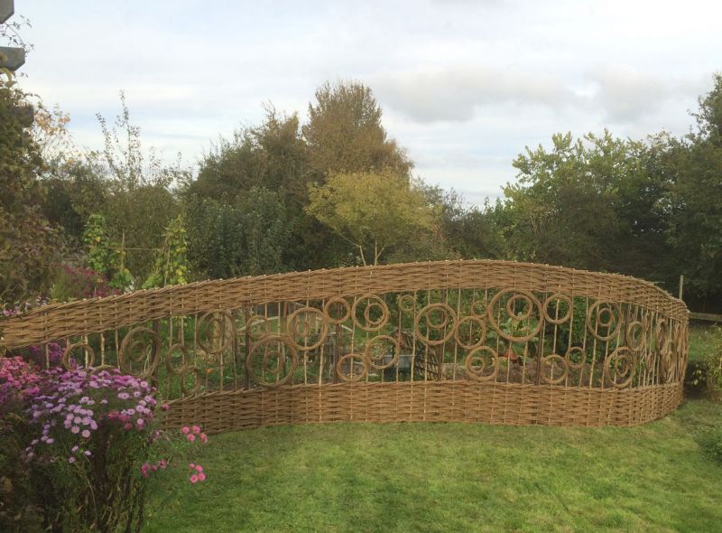wreath screen insitu divider jay davey wreath screen insitu divider jay davey